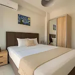 Ariadne Complex By Horizon Homes Apartment *