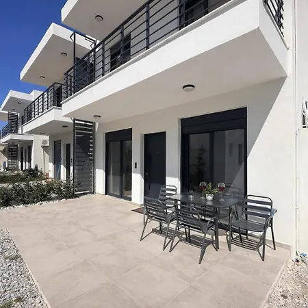 Ariadne Complex By Horizon Homes