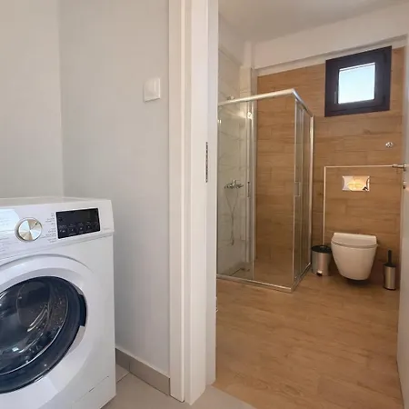 Ariadne Complex By Horizon Homes *