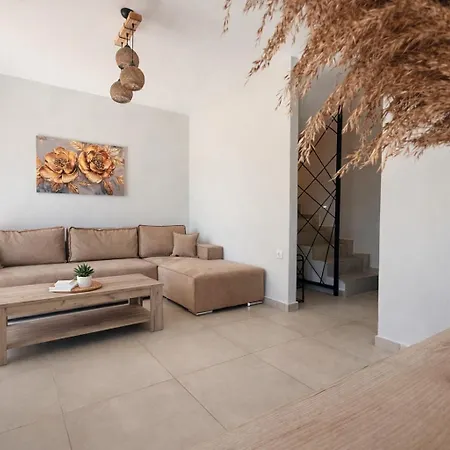 Ariadne Complex By Horizon Homes