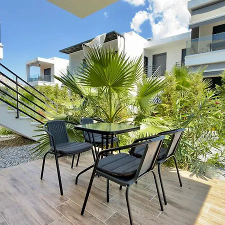 Ariadne Complex By Horizon Homes Apartamento Ofrínion