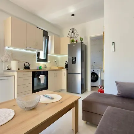 Ariadne Complex By Horizon Homes Ofrínion