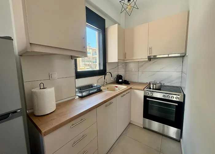 Ariadne Complex By Horizon Homes * Ofrínion