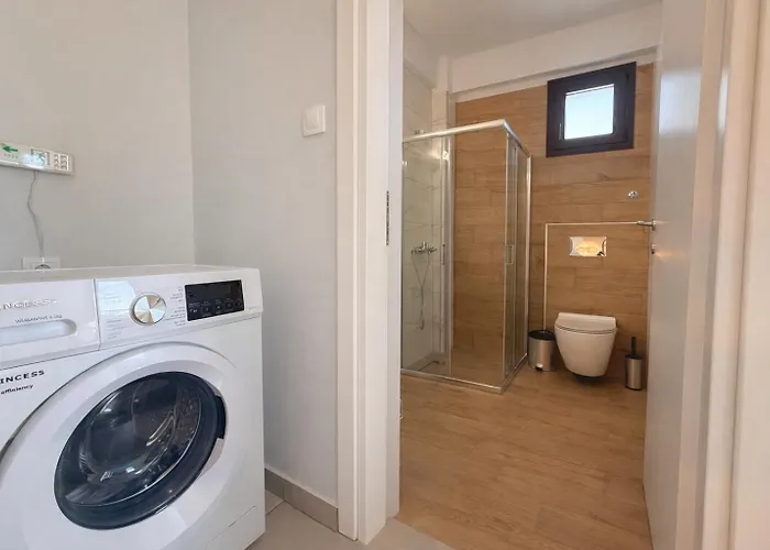 Ariadne Complex By Horizon Homes *