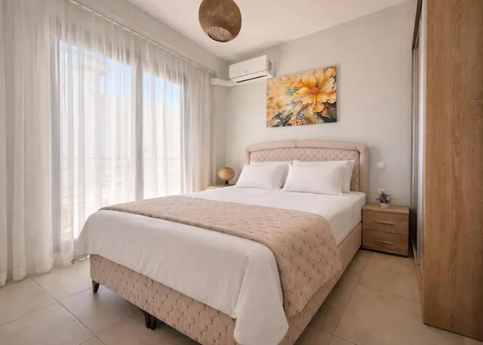 Ariadne Complex By Horizon Homes Apartment Ofrínion